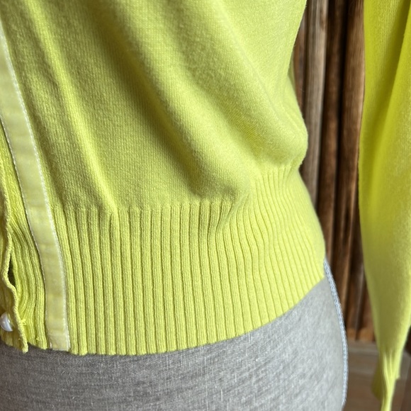 Dillard’s Intuitions Vintage Sweater, Size S, Velvet Trim, Faux Pearl Buttons - Picture 7 of 11